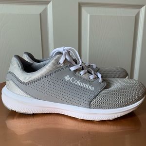 Women's Columbia shoes size 7